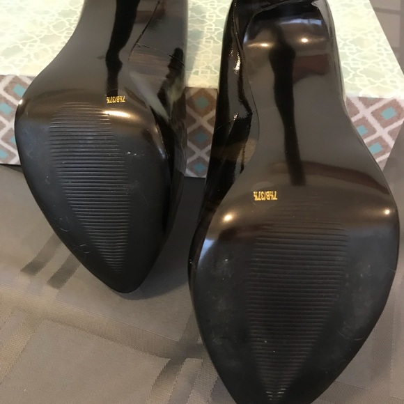 Like New-  Jessica Simpson brown stilettos - Picture 6 of 10